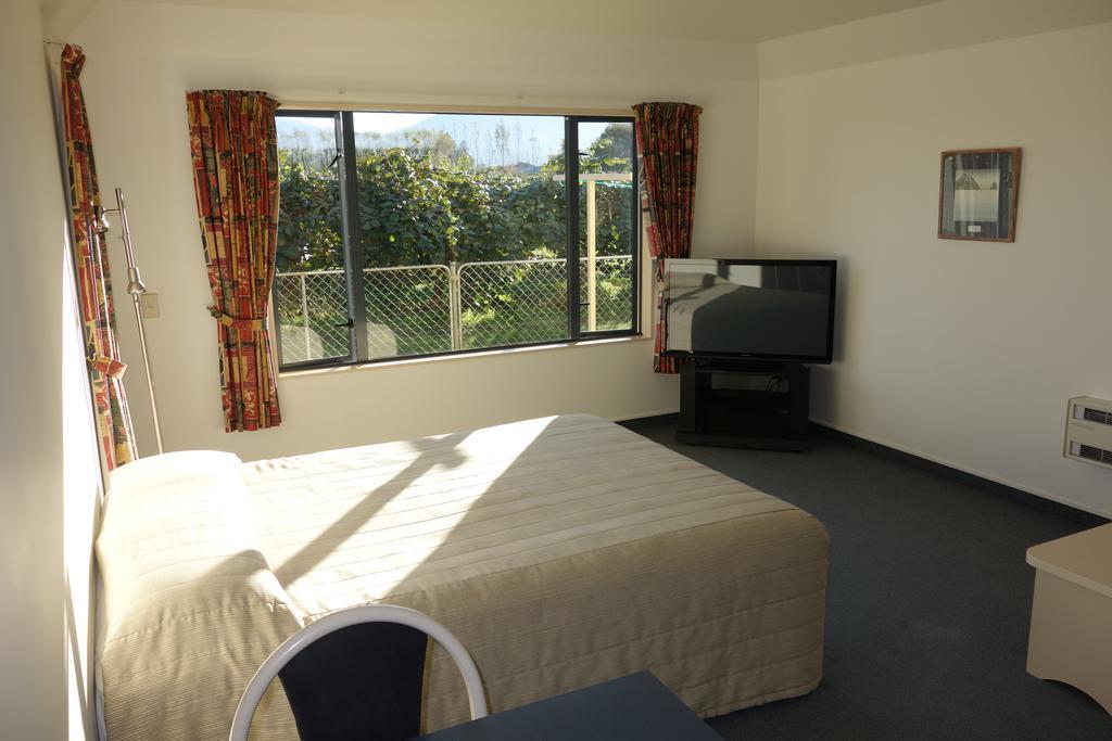 Avalon Manor Motel Motueka Esterno foto