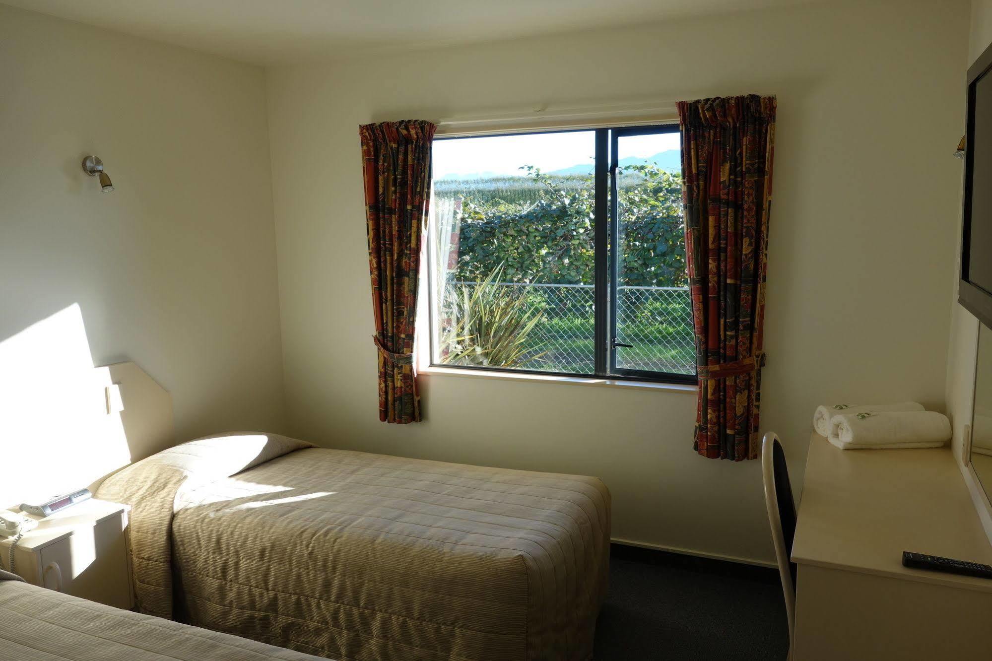 Avalon Manor Motel Motueka Esterno foto