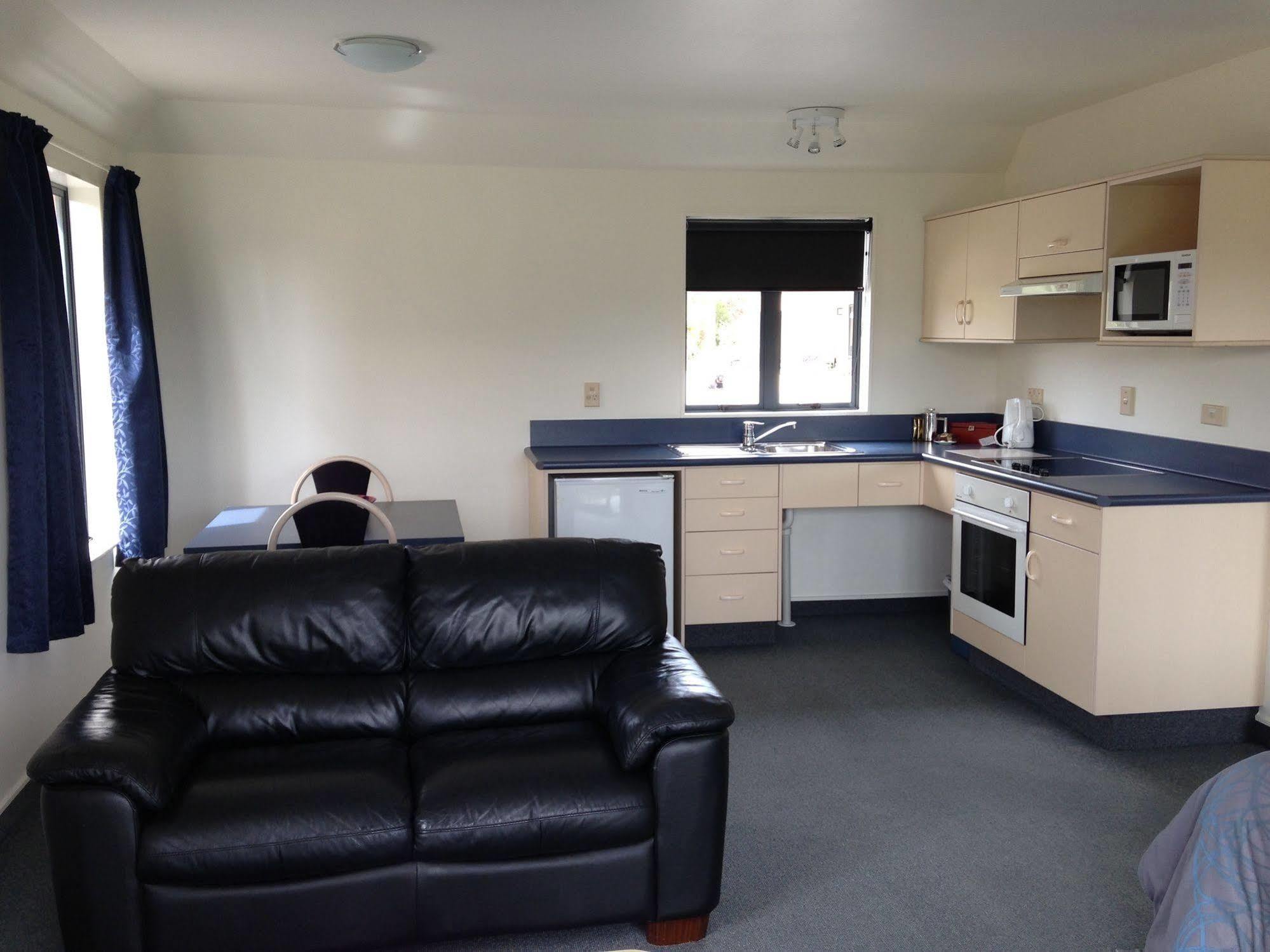 Avalon Manor Motel Motueka Esterno foto